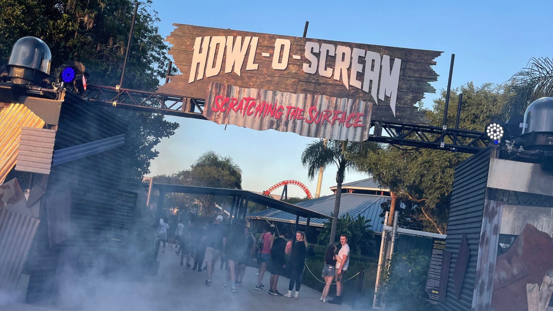 Howl O Scream Tips